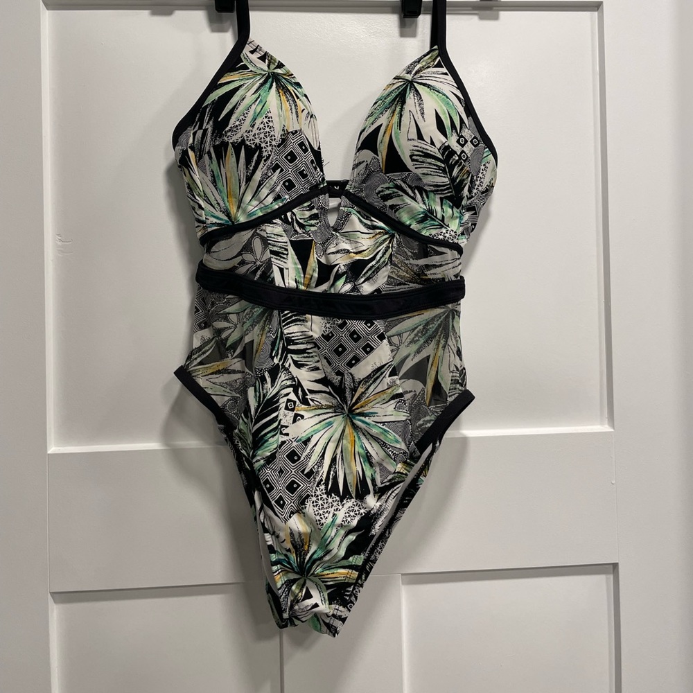 Kenneth Cole swimsuit